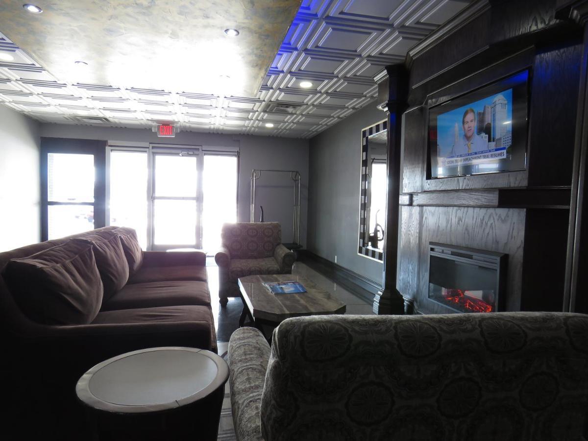 American Inn & Suites Ferndale Bagian luar foto