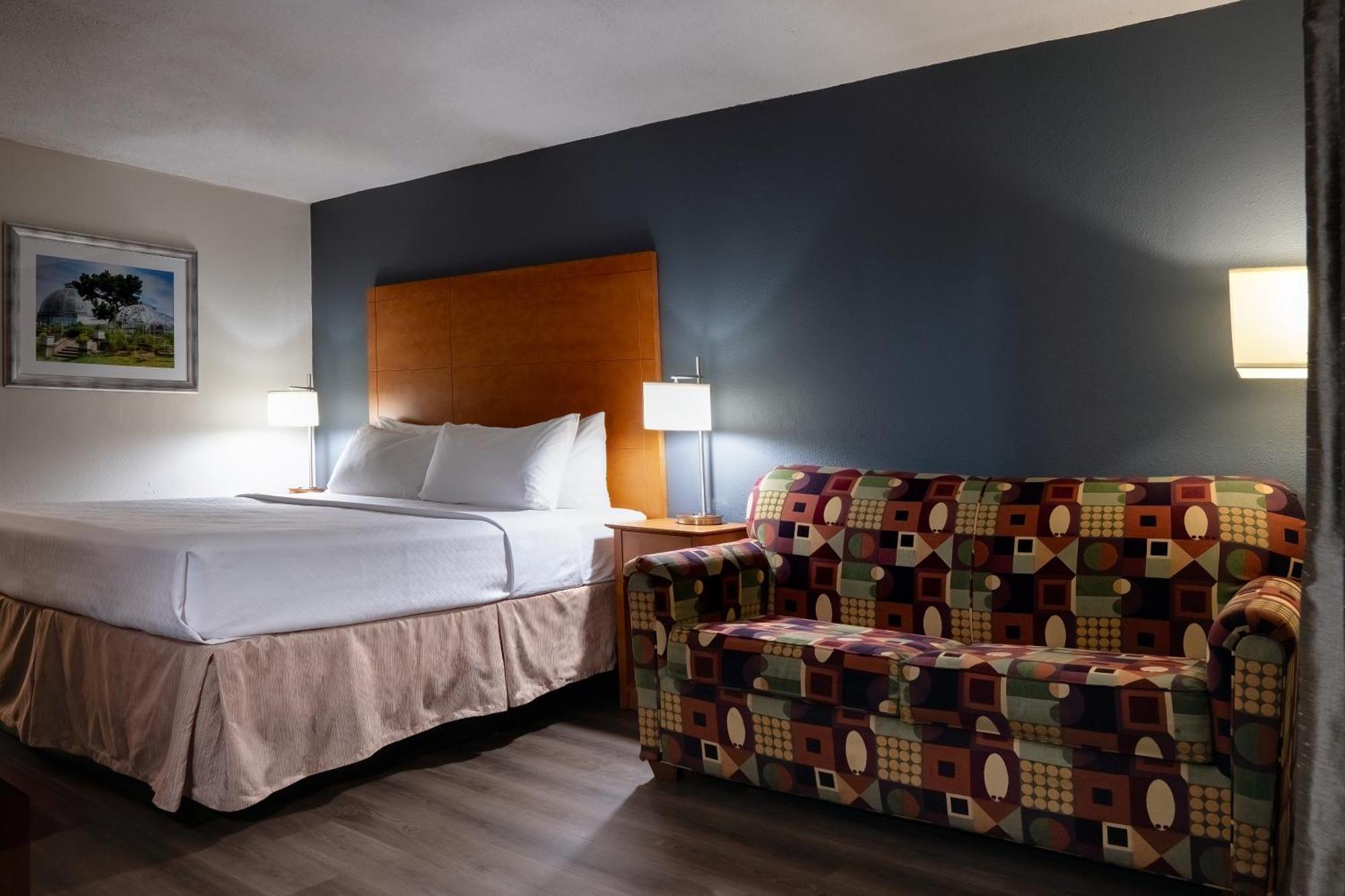 American Inn & Suites Ferndale Bagian luar foto